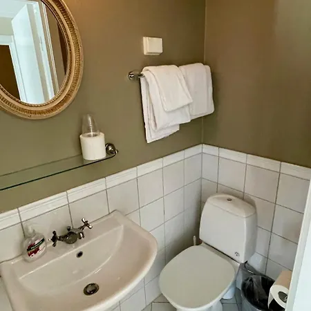 Bad Hotel 3*
