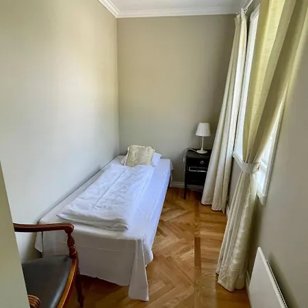 Bad Hotel 3*