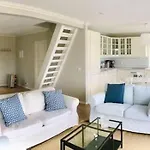 Bad Hotel
