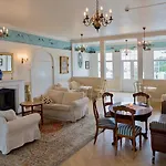 Bad Hotel 3*